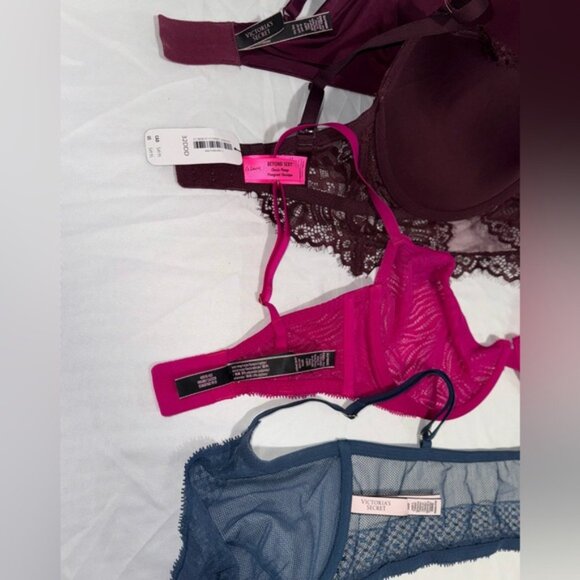 Victoria’s Secret and La Senza bra bundle ( 1 NWT ) - Picture 5 of 5